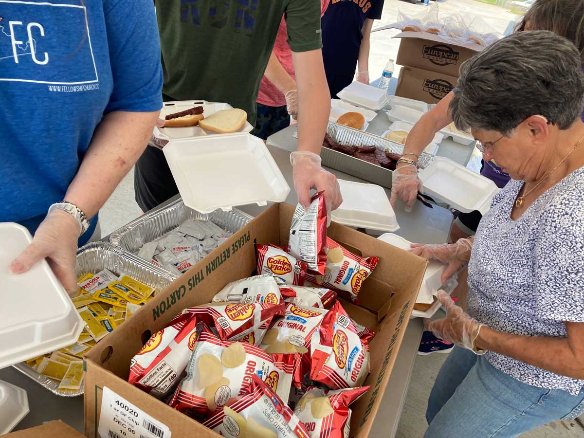 hurricane relief meals